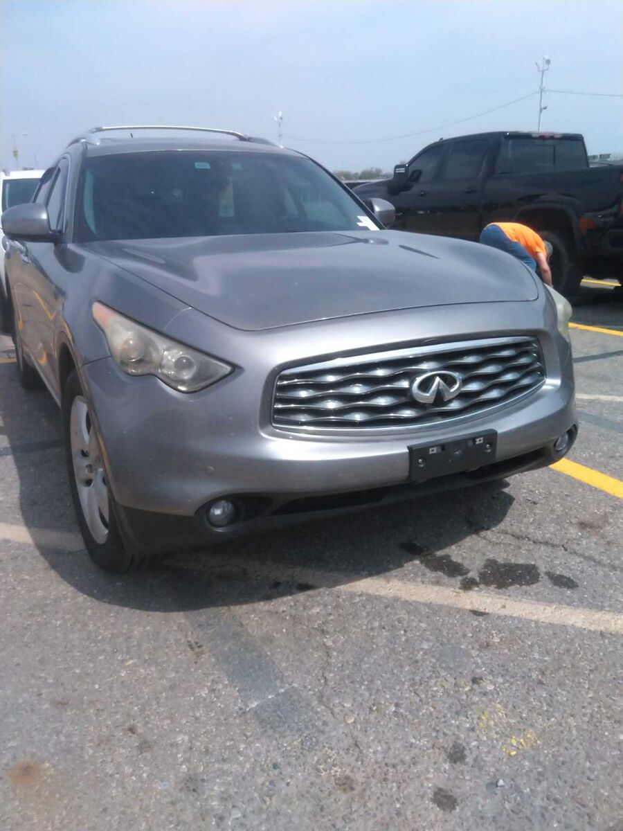 Infiniti FX50
