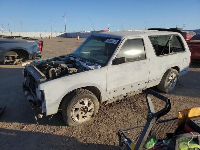 GMC Typhoon