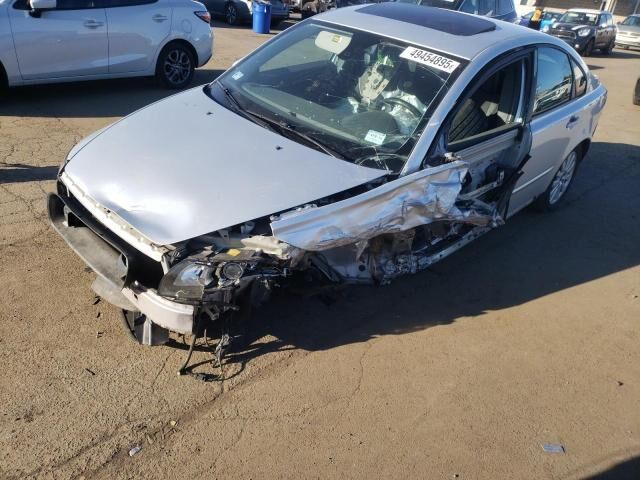 Volvo S40