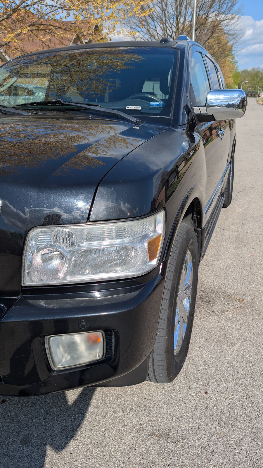 Infiniti QX56