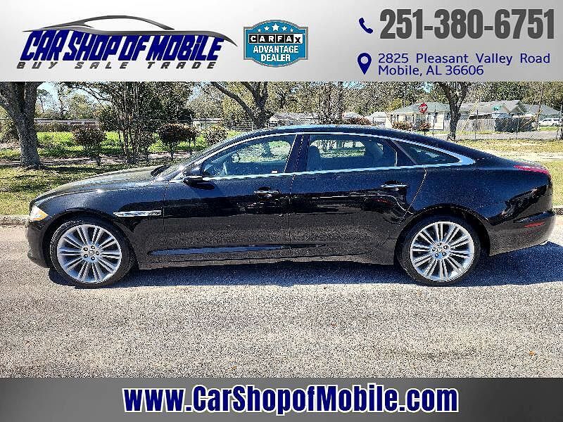 Jaguar XJ