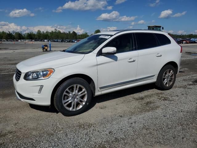 2015 VOLVO XC60