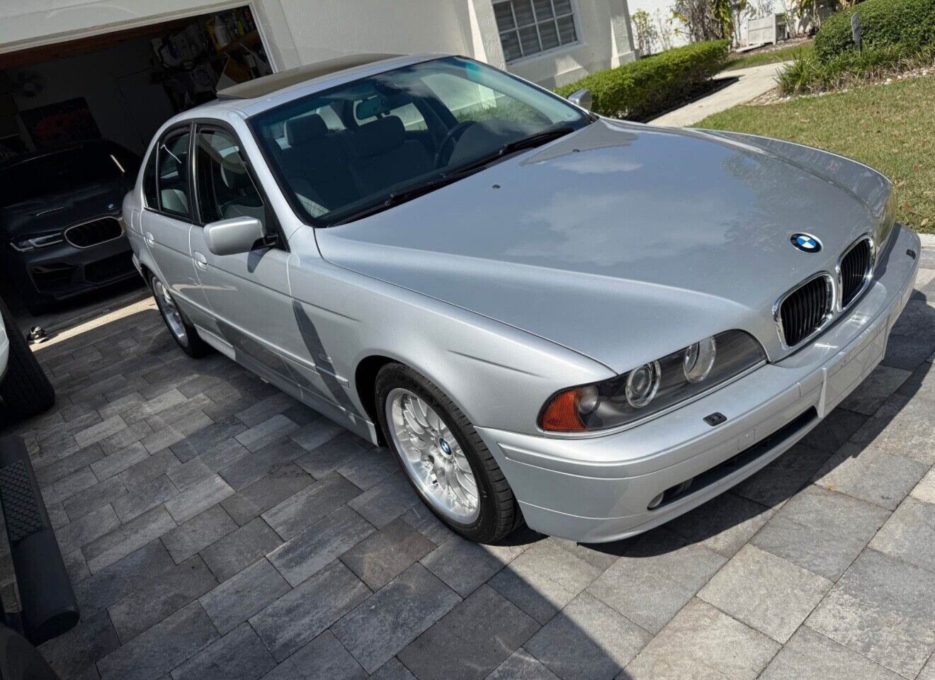 BMW 530i