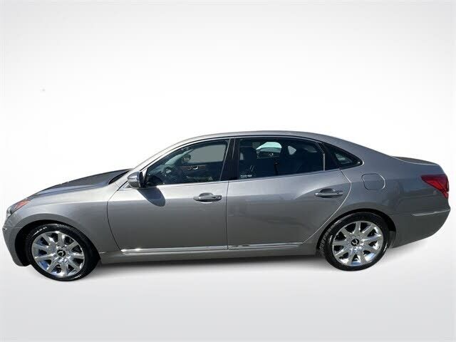 Hyundai Equus