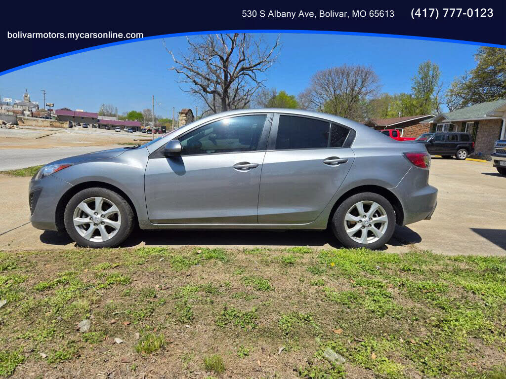 2011 MAZDA Mazda3