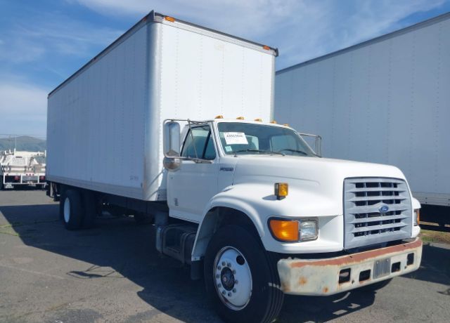 Ford F-800