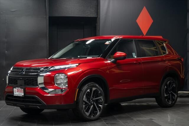2025 MITSUBISHI Outlander