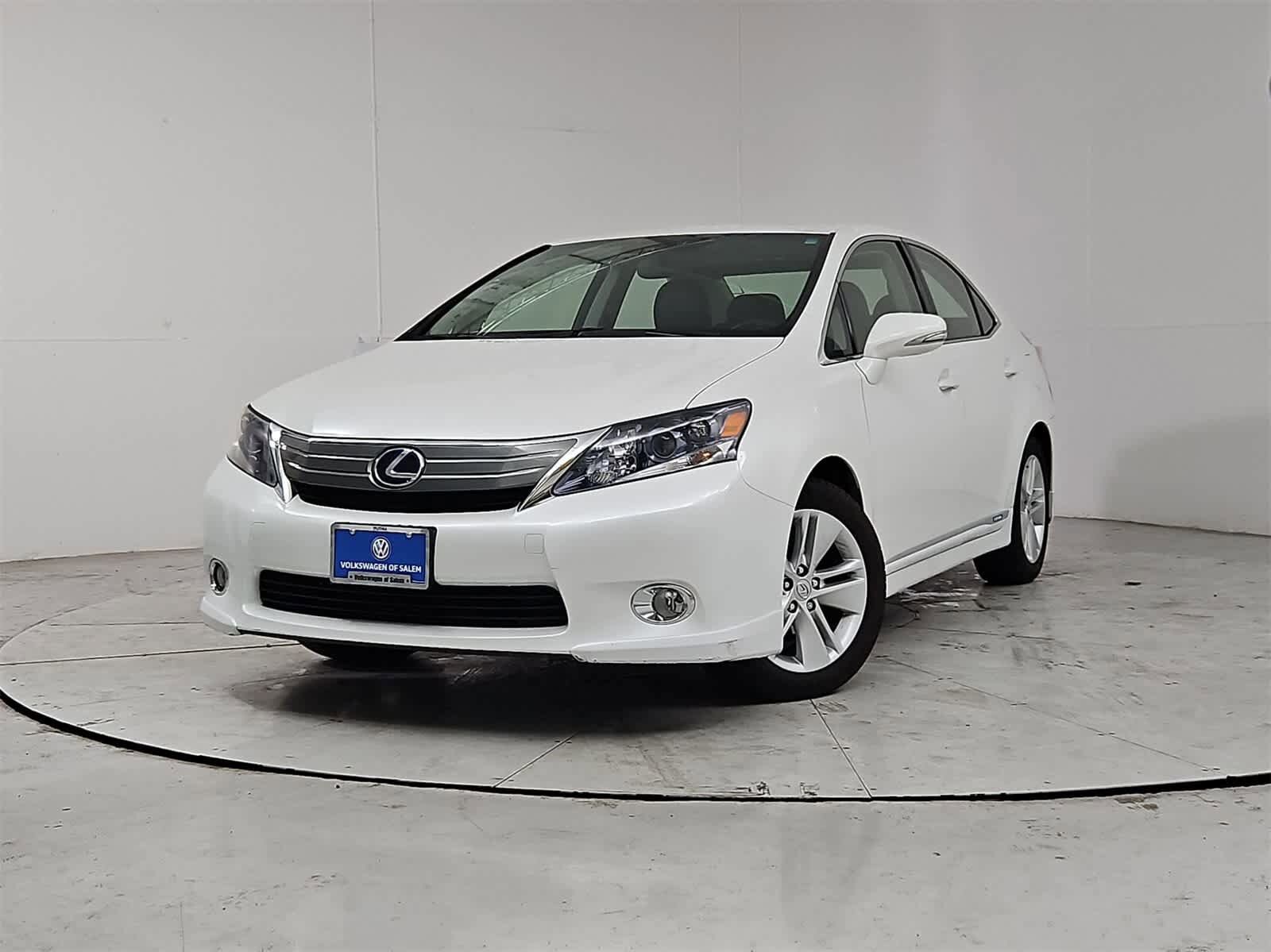 Lexus HS
