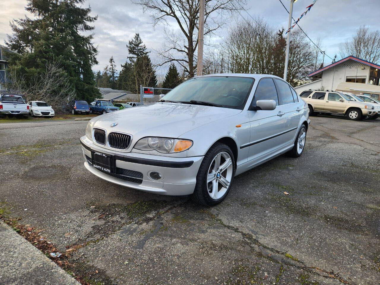 BMW 330i