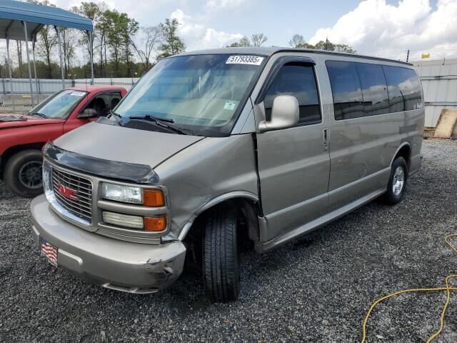 GMC Savana