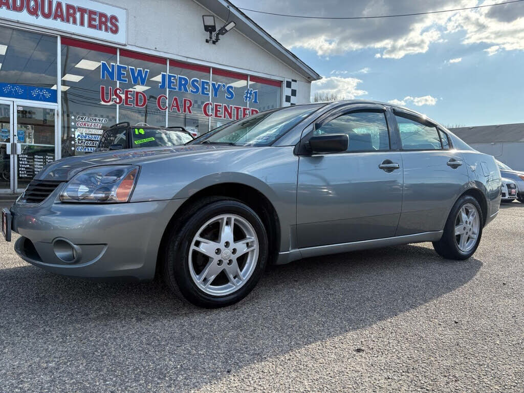 Mitsubishi Galant