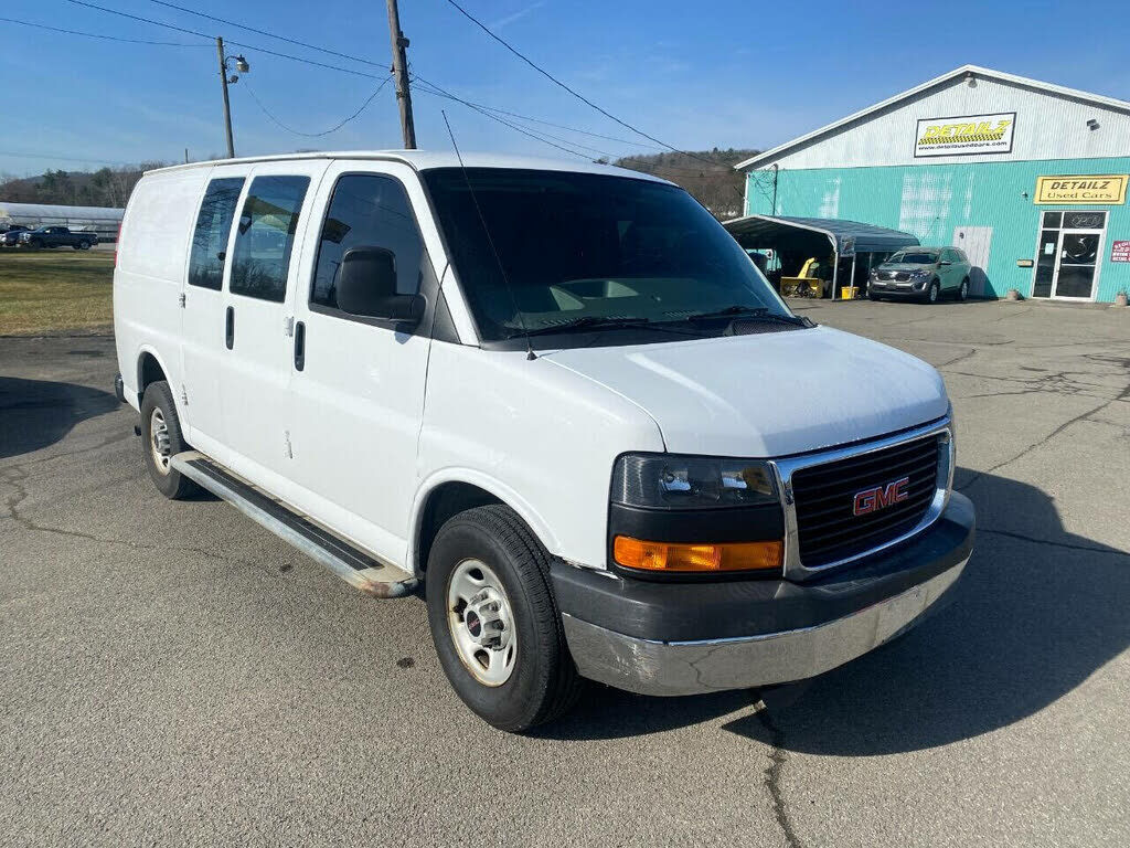 2015 GMC Savana