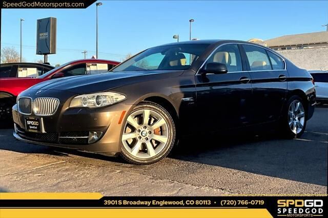BMW 550i