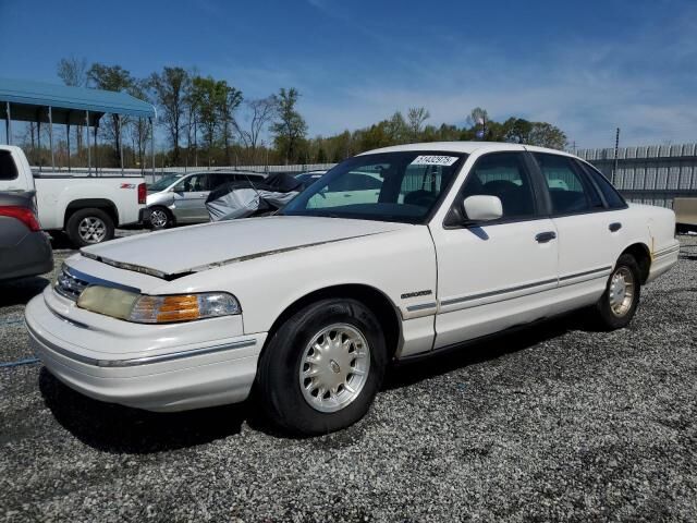 Ford Crown Victoria