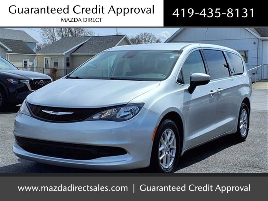 2023 CHRYSLER Voyager