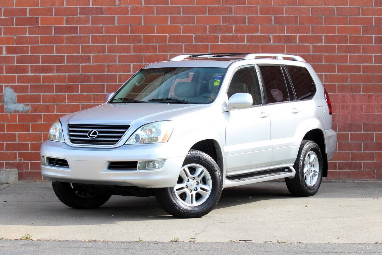 LEXUS