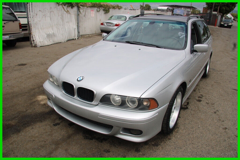 BMW 528i