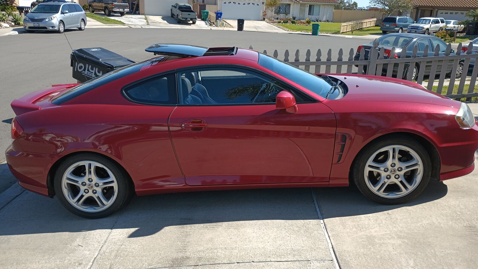 Hyundai Tiburon