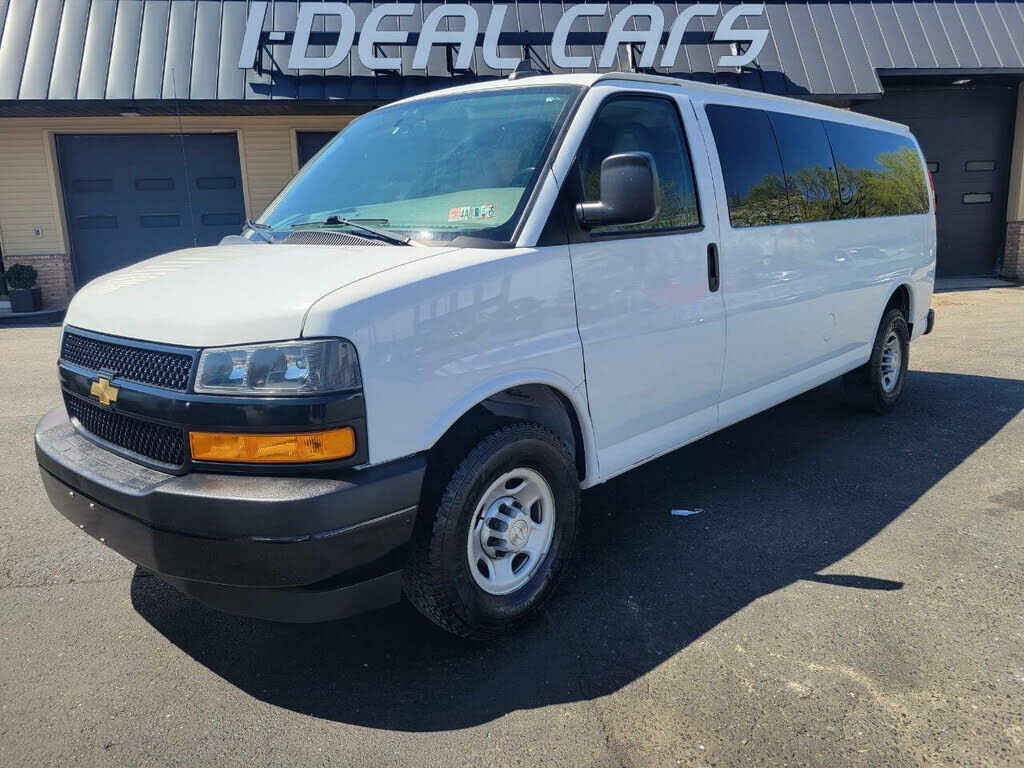 2019 CHEVROLET Express
