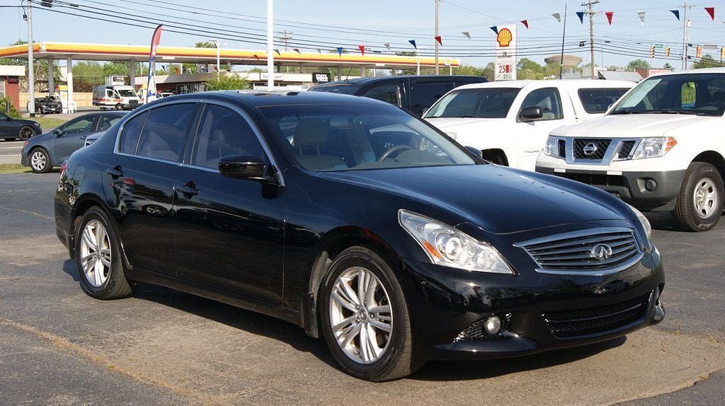 2012 INFINITI G25