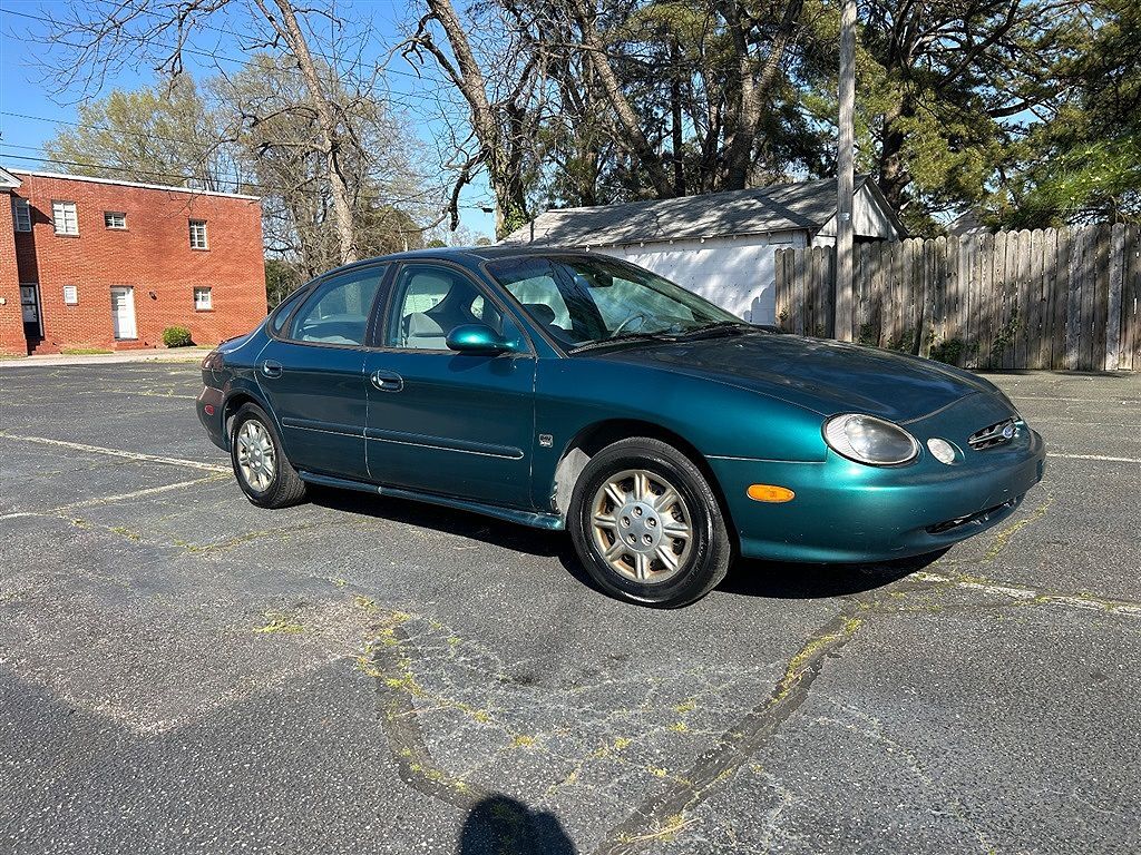 Ford Taurus
