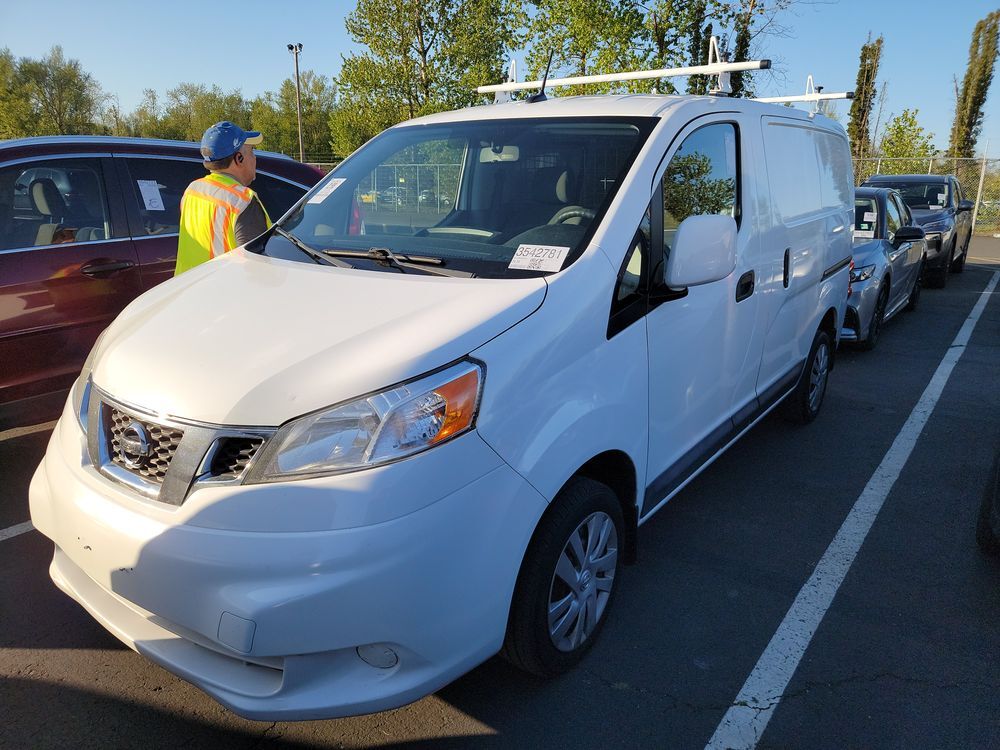 Nissan NV200