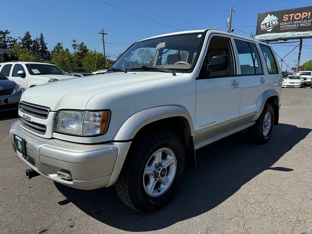 Isuzu Trooper