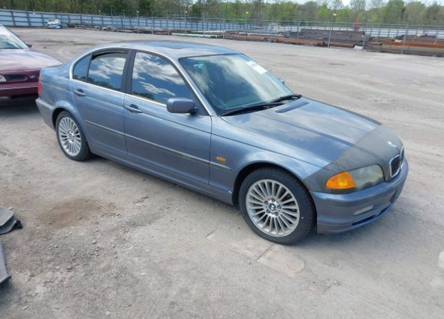 BMW 330i