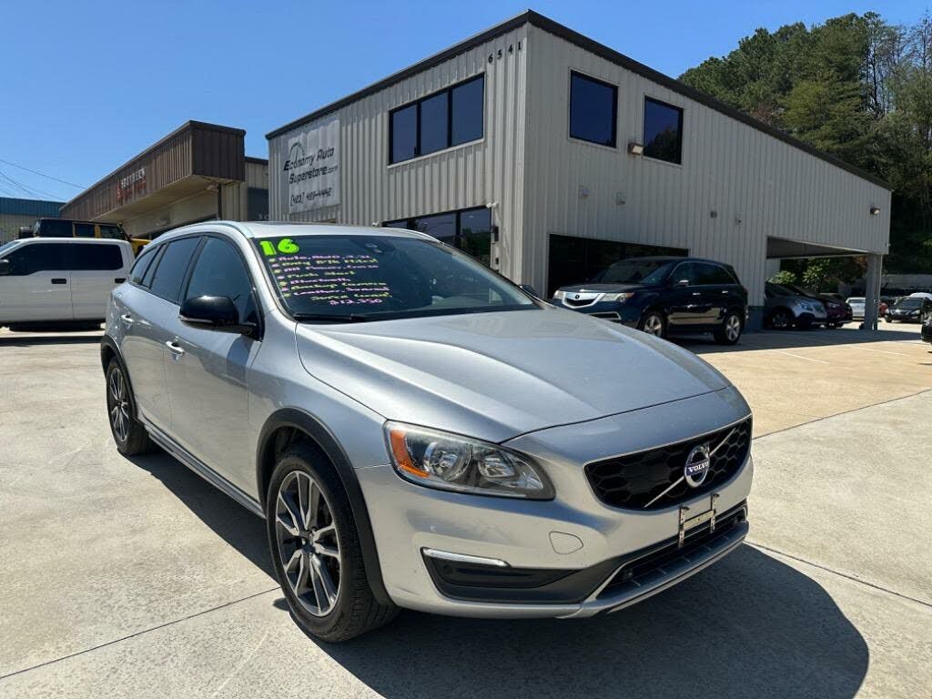 2016 VOLVO V60CC