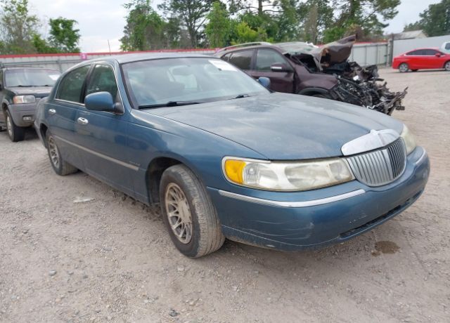 Lincoln Town Car