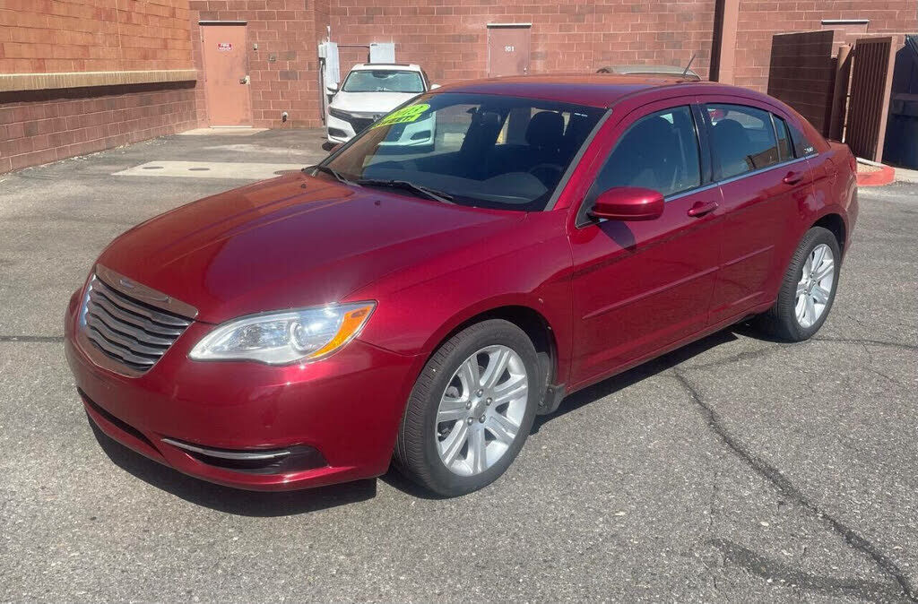 2013 CHRYSLER 200