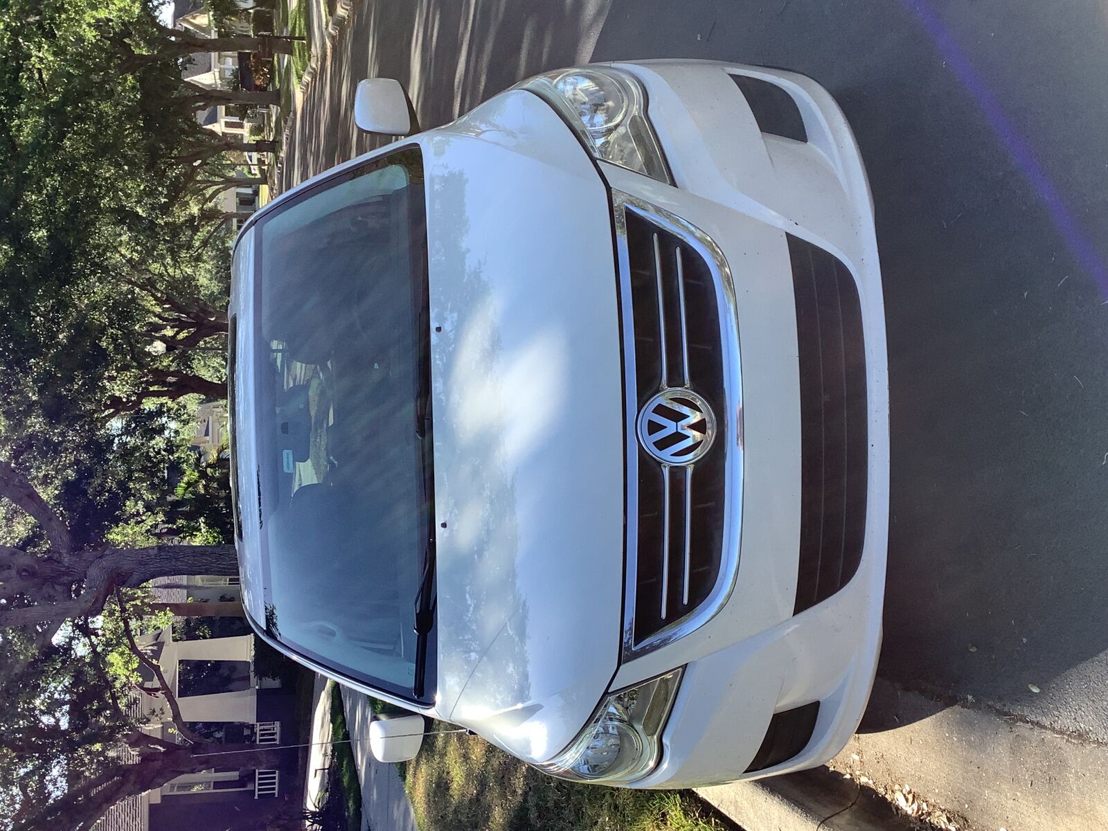 VOLKSWAGEN
