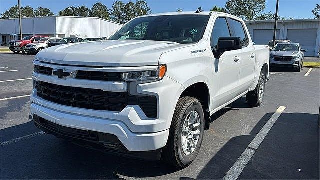 2024 CHEVROLET Silverado