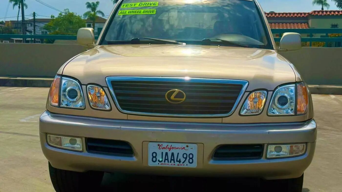 Lexus LX