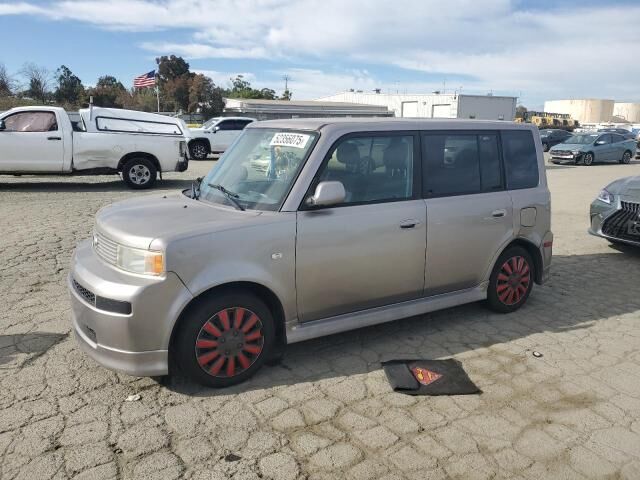 Toyota SCION xB
