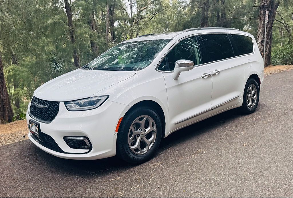 2022 CHRYSLER Pacifica
