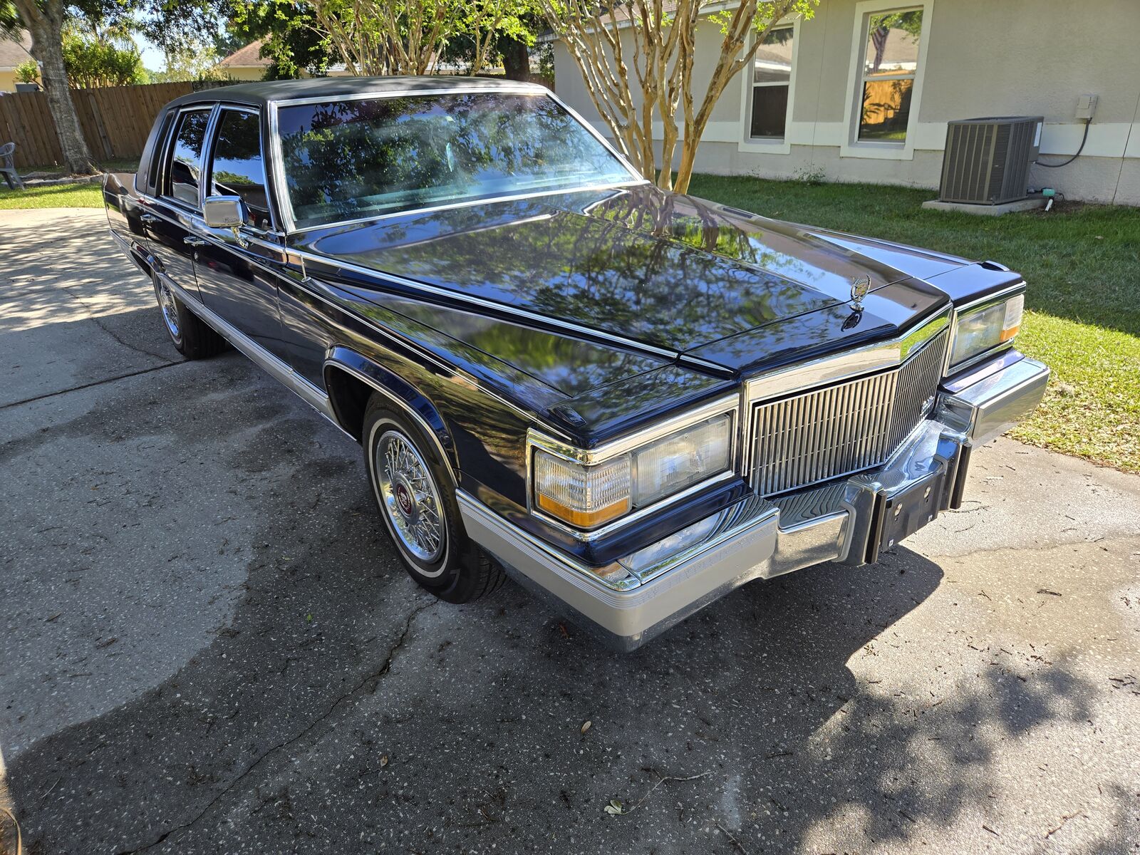 Cadillac Brougham