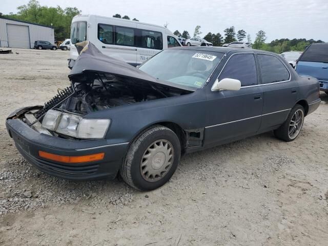 Lexus LS