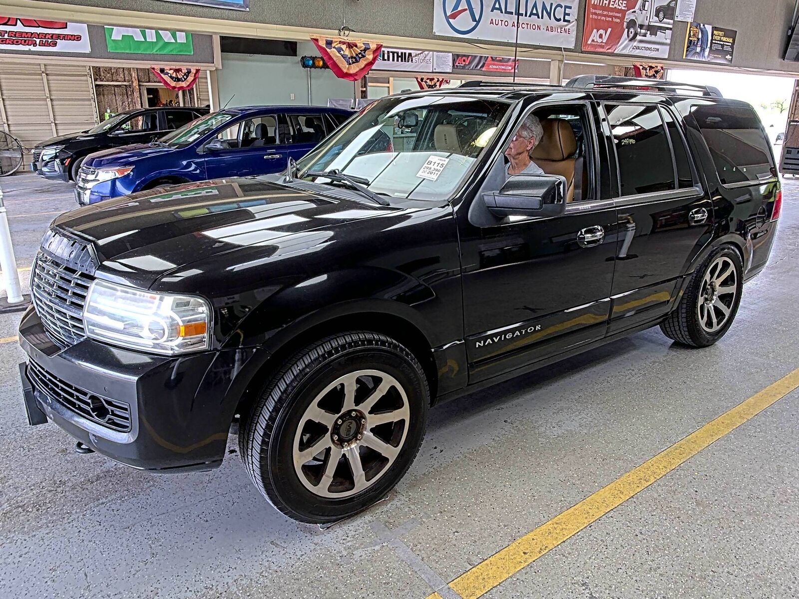 Lincoln Navigator