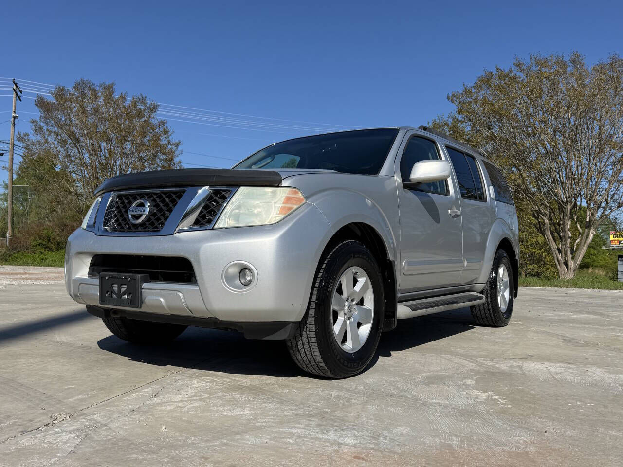 NISSAN