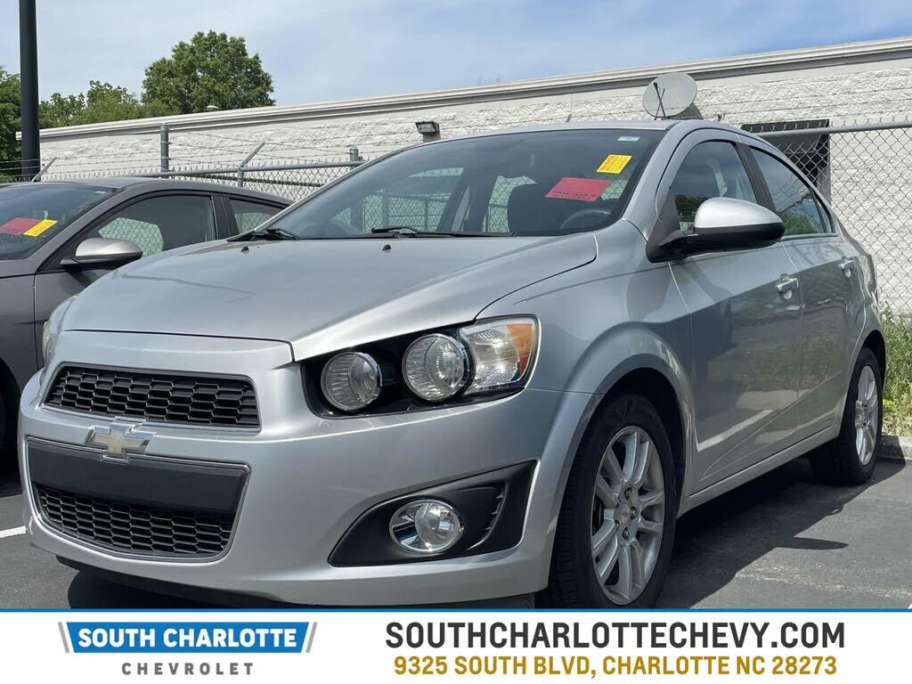 2012 CHEVROLET Sonic