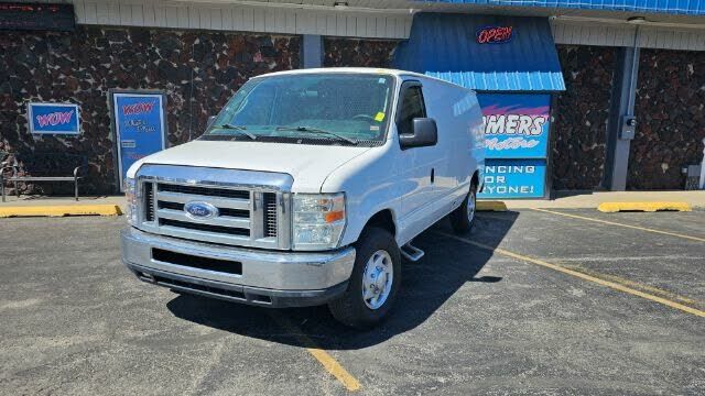 2012 FORD E-350