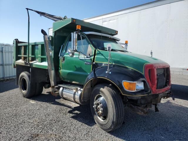 Ford F-750