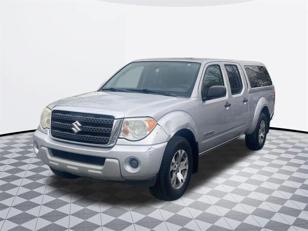 Suzuki Equator