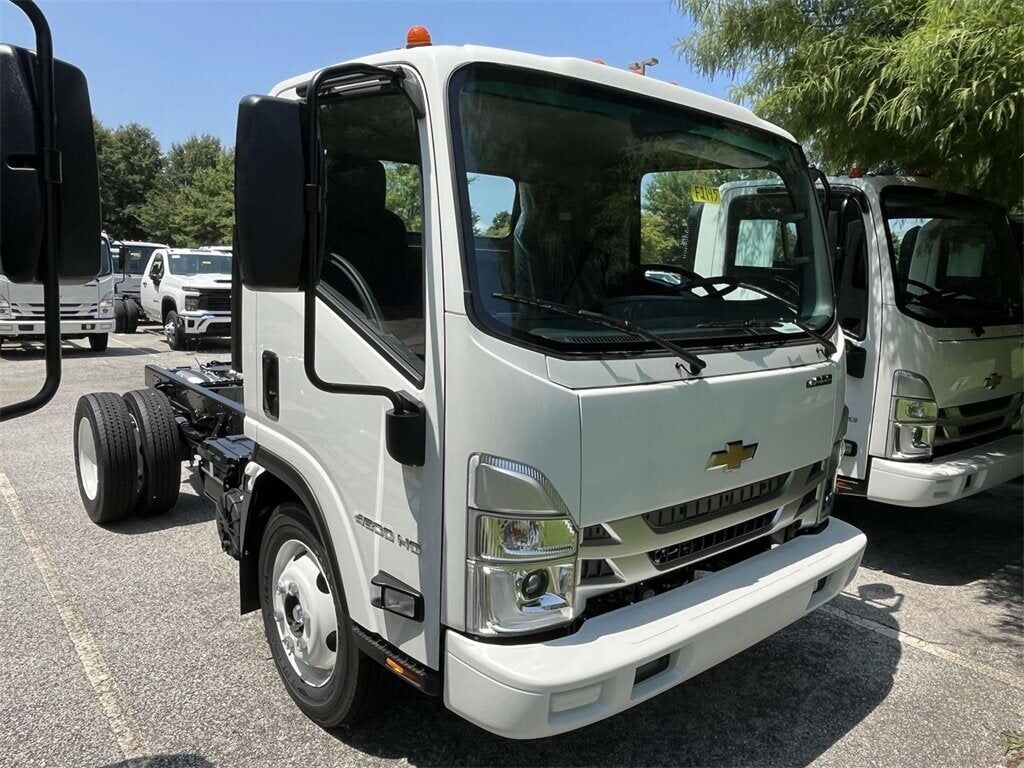 2025 CHEVROLET 3500 / 4500
