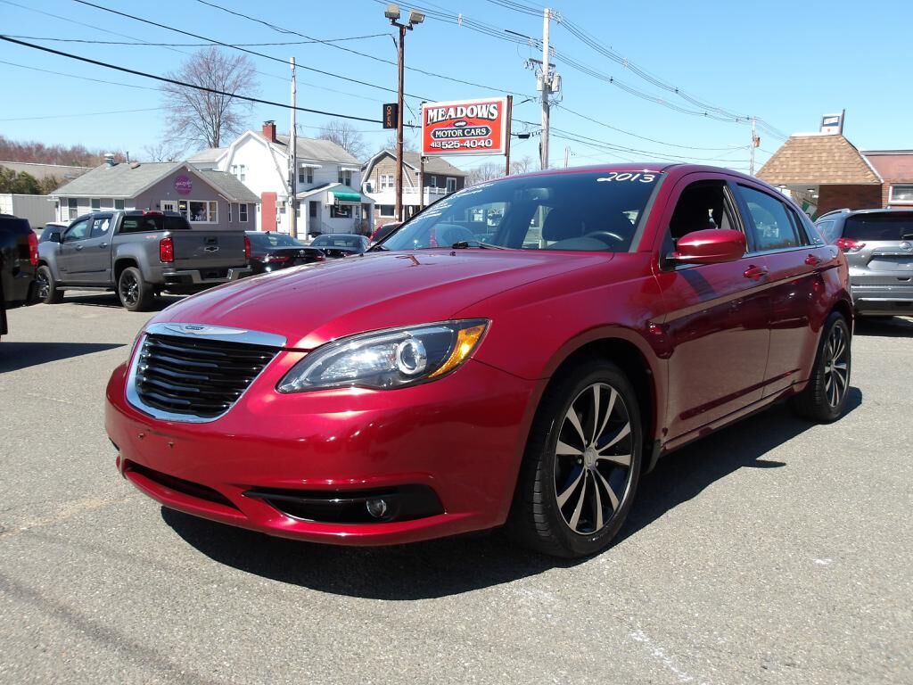 2013 CHRYSLER 200
