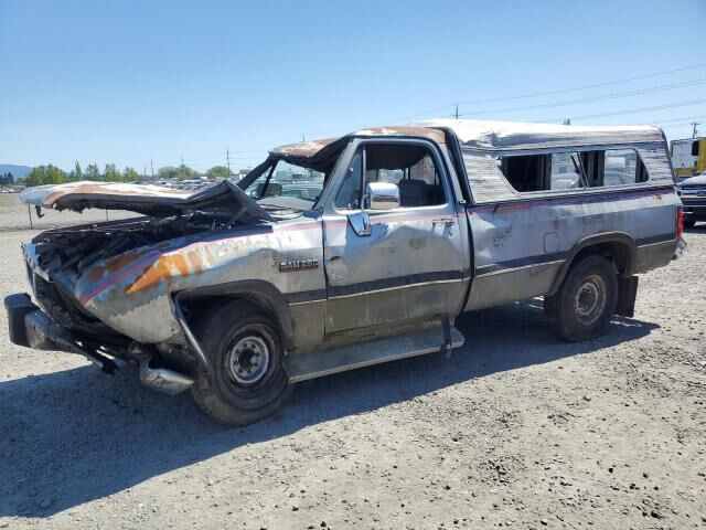Dodge D-Series