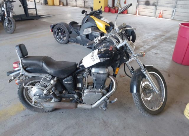 Suzuki LS650