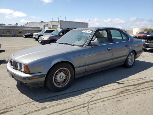 BMW 540i