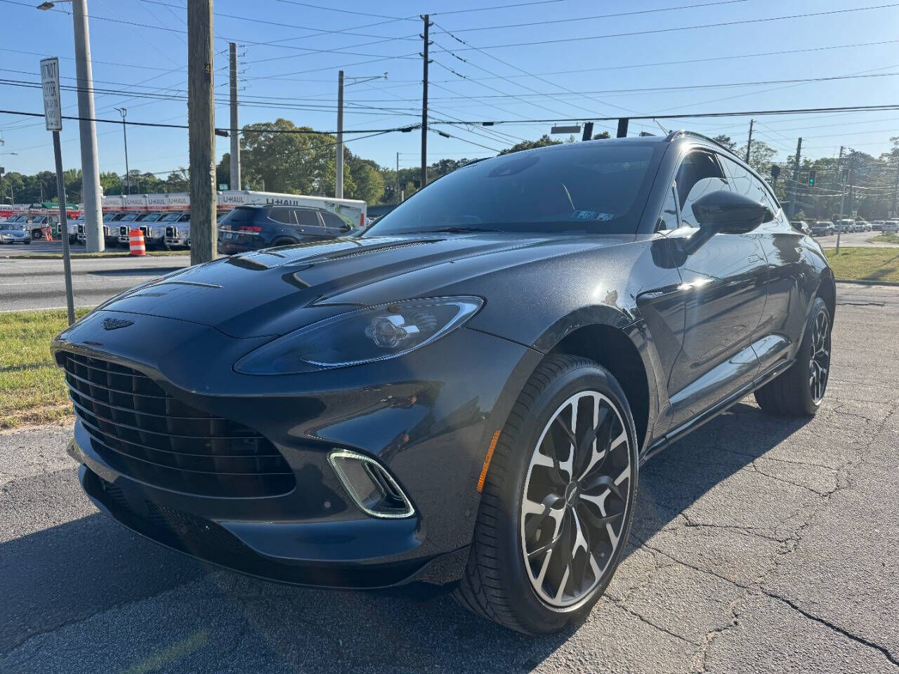 2021 ASTON MARTIN DBX